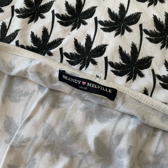 brandy melville palm tree halter top - Picture 2 of 2
